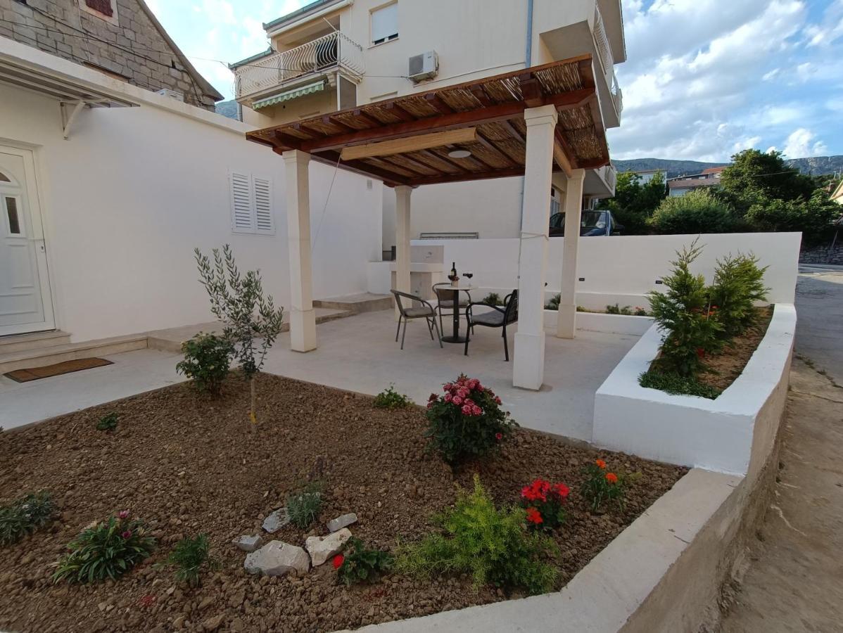 Apartment Smile Solin Exterior foto